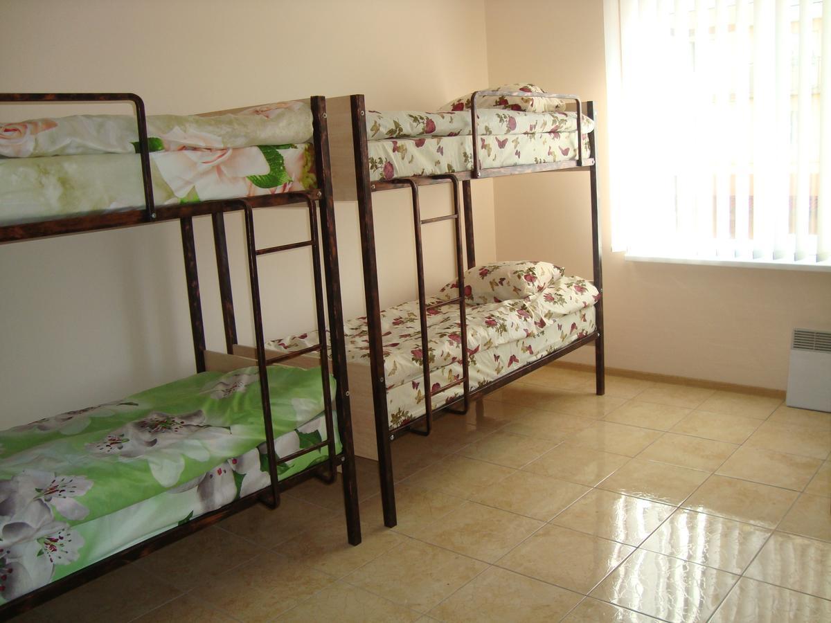 ז'יטומיר Hostel Sofia מראה חיצוני תמונה