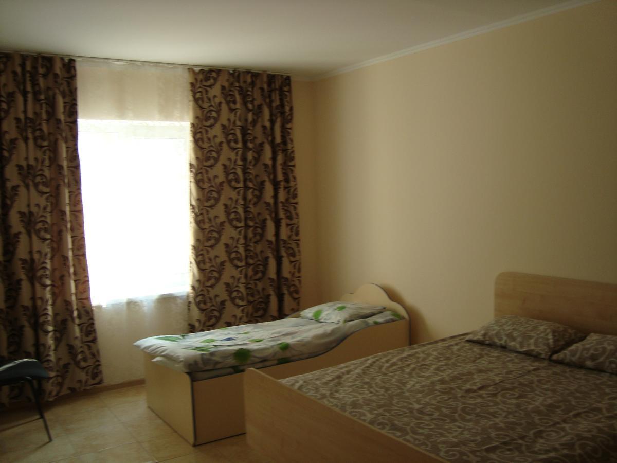 ז'יטומיר Hostel Sofia מראה חיצוני תמונה