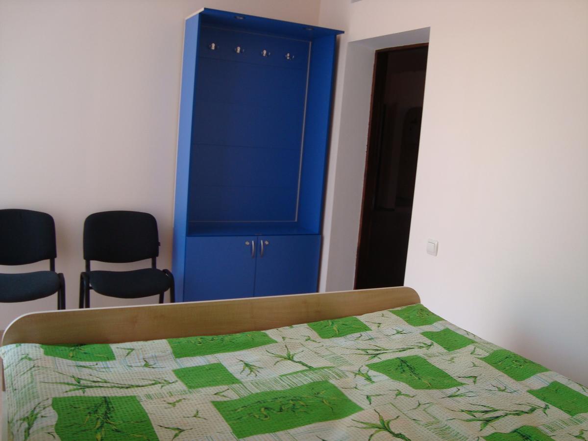 ז'יטומיר Hostel Sofia מראה חיצוני תמונה